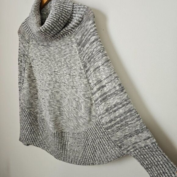 Ya Los Angeles Sweaters - NWT YA LOS ANGELES MARLED TURTLENECK GREY PONCHO STYLE SWEATER ONE SIZE